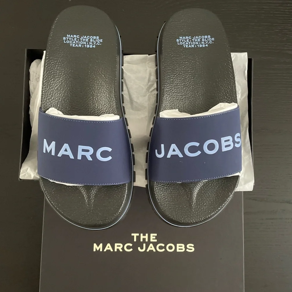 NEW IN BOX MARC JACOBS slides Navy size 5-11 - Picture 2 of 6